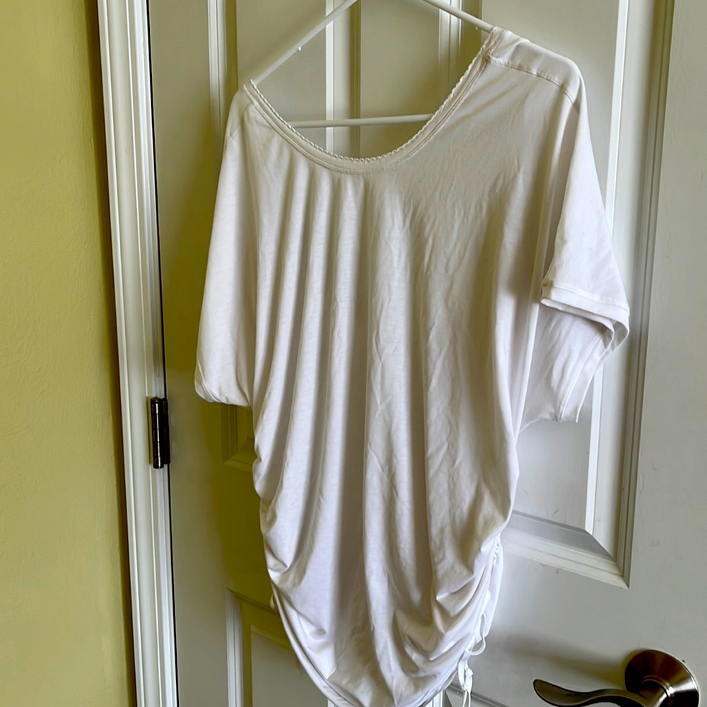 Like new lulu worn once to bar work out T.  Just a little big for me